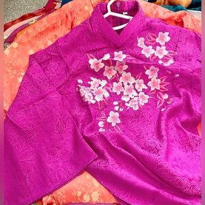 Ao dai Tết cach tan suong, Vietnamese women modern/contemporary long dress s 0